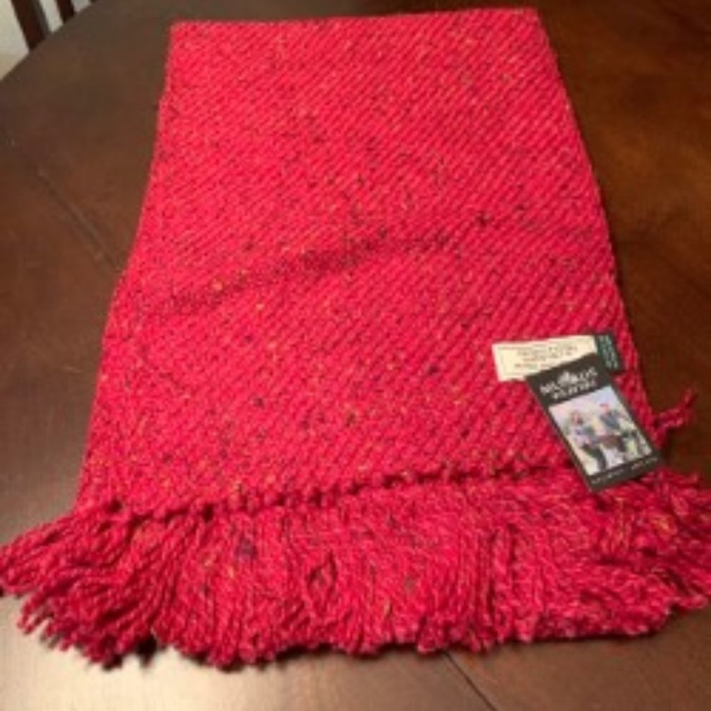 MADE IN IRELAND - ARAN SCARF NWT Mucros Weavers